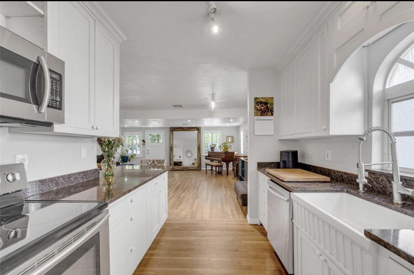 CROISSANT PARK RIVER SEC - Residential Lease