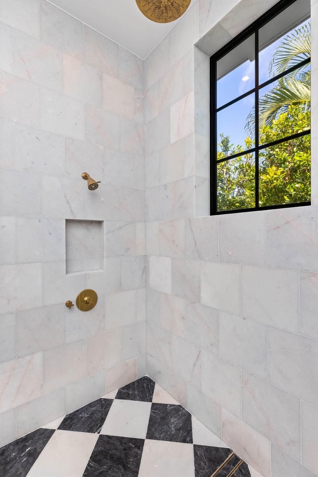 SEAGATE SEC B - Residential