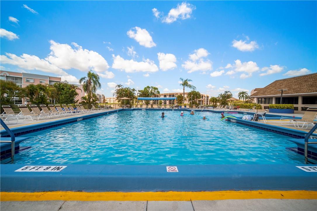 Sunrise Lakes Phase 4 - Residential