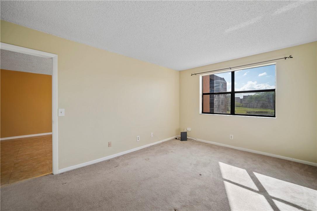 Sunrise Lakes Phase 4 - Residential