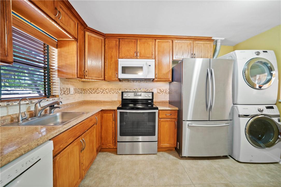 Sunrise Lakes Phase 4 - Residential