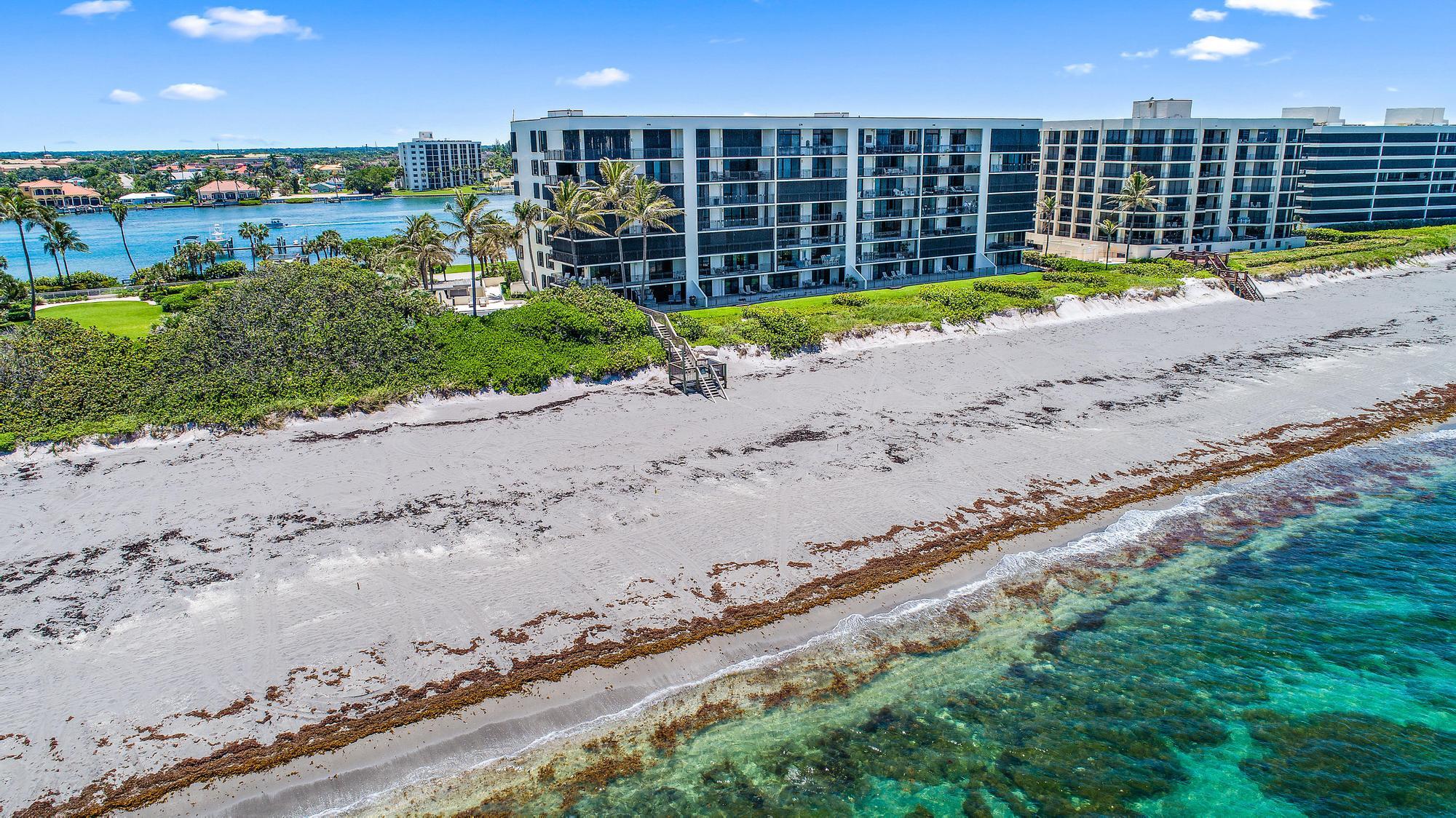 PASSAGES OF JUPITER ISLAND CONDO - Residential