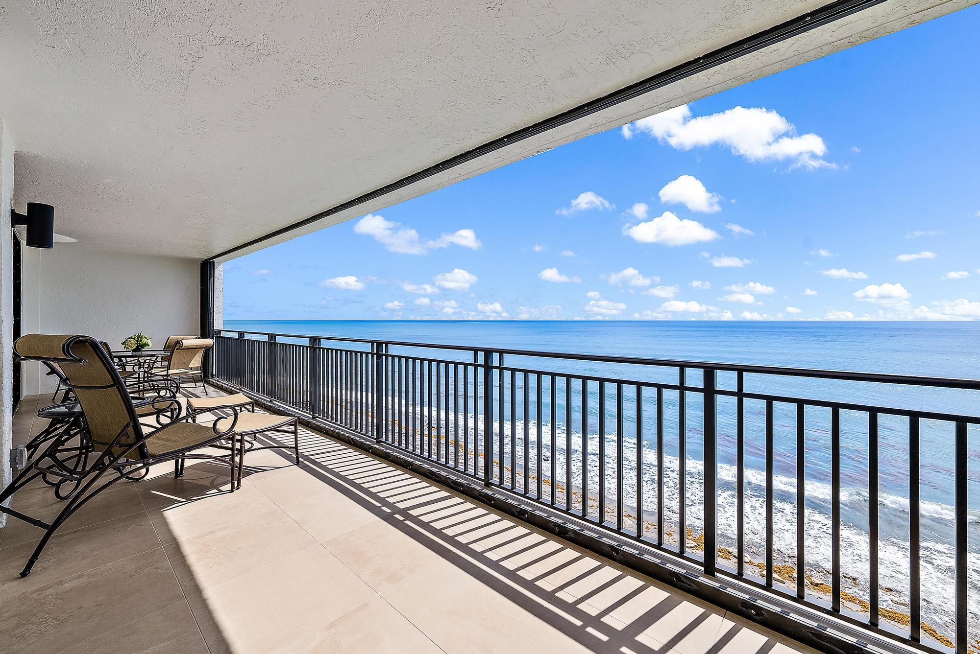 PASSAGES OF JUPITER ISLAND CONDO - Residential