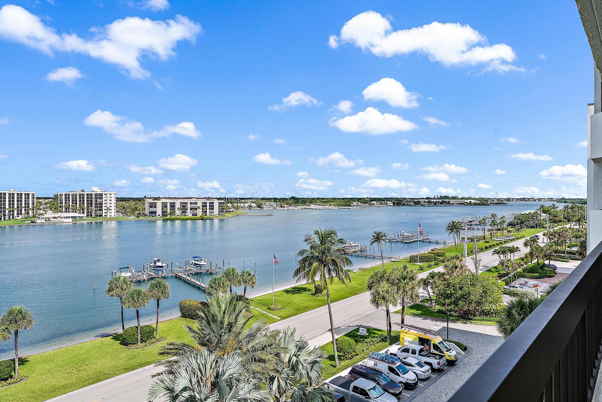 PASSAGES OF JUPITER ISLAND CONDO - Residential