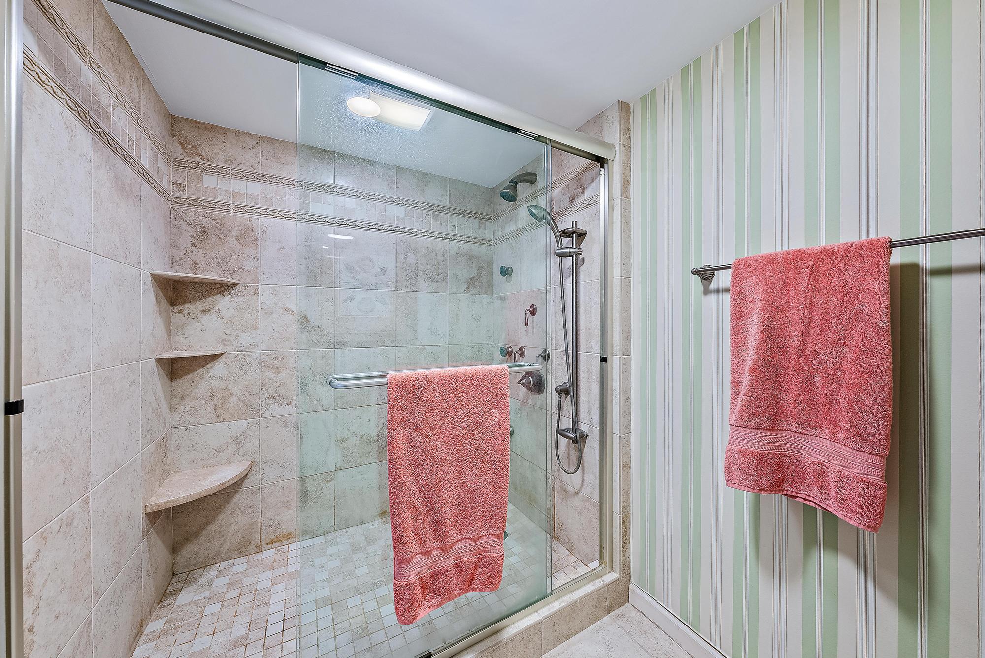 PASSAGES OF JUPITER ISLAND CONDO - Residential
