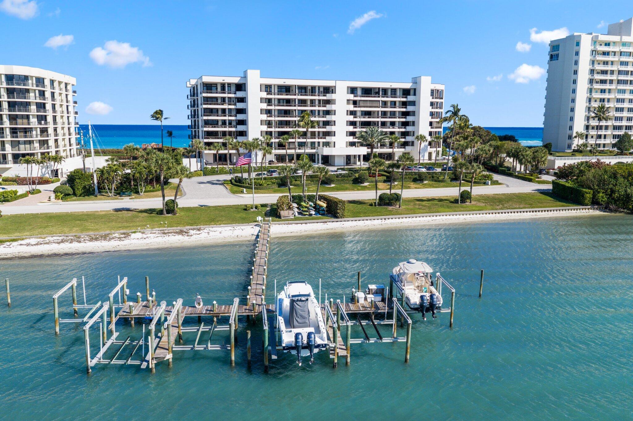 PASSAGES OF JUPITER ISLAND CONDO - Residential