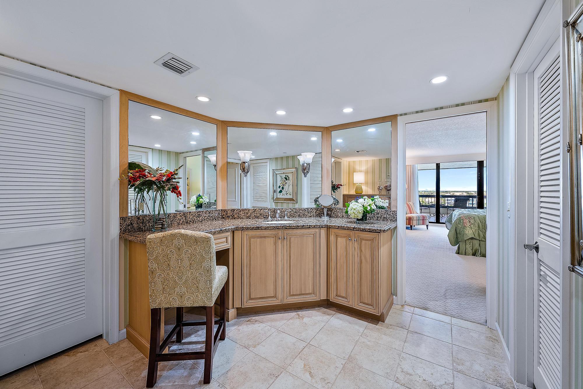 PASSAGES OF JUPITER ISLAND CONDO - Residential