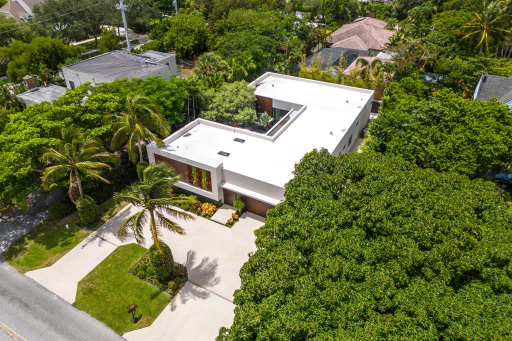 S/D OF 8-46-43, S 1/2 OF E 1/2 OF LOT 8 - Residential