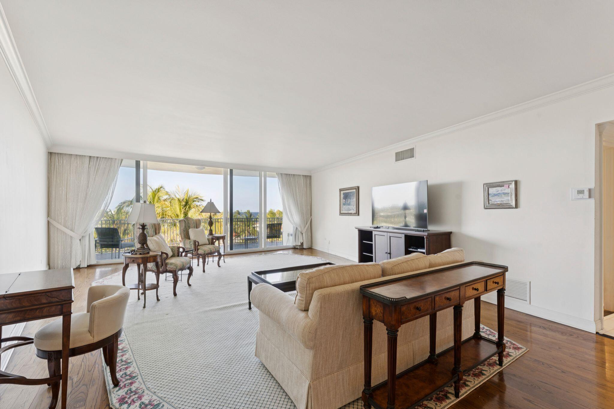 1 Royal Palm Way Condo - Residential
