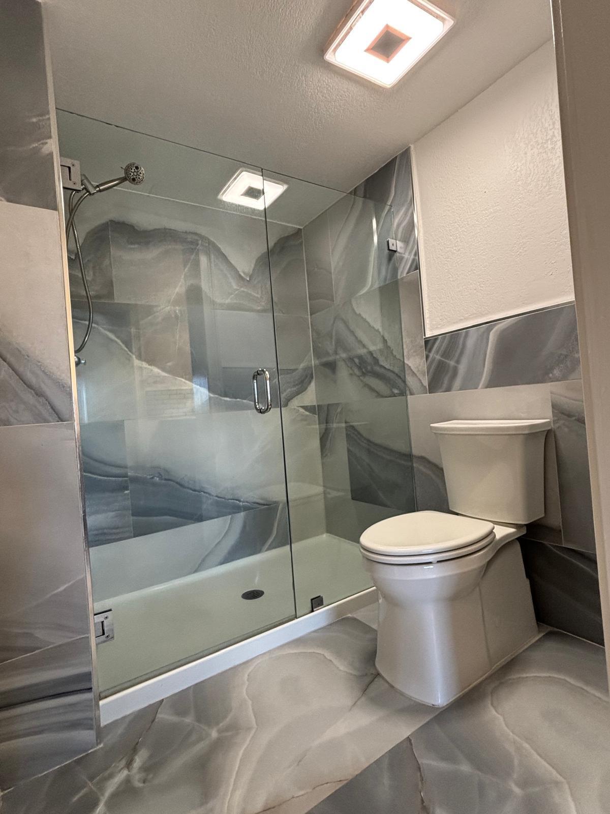 TRENT CONDOMINIUM H - Residential Lease