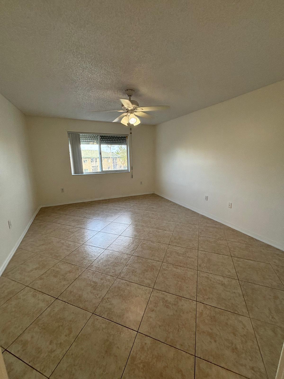 TRENT CONDOMINIUM H - Residential Lease