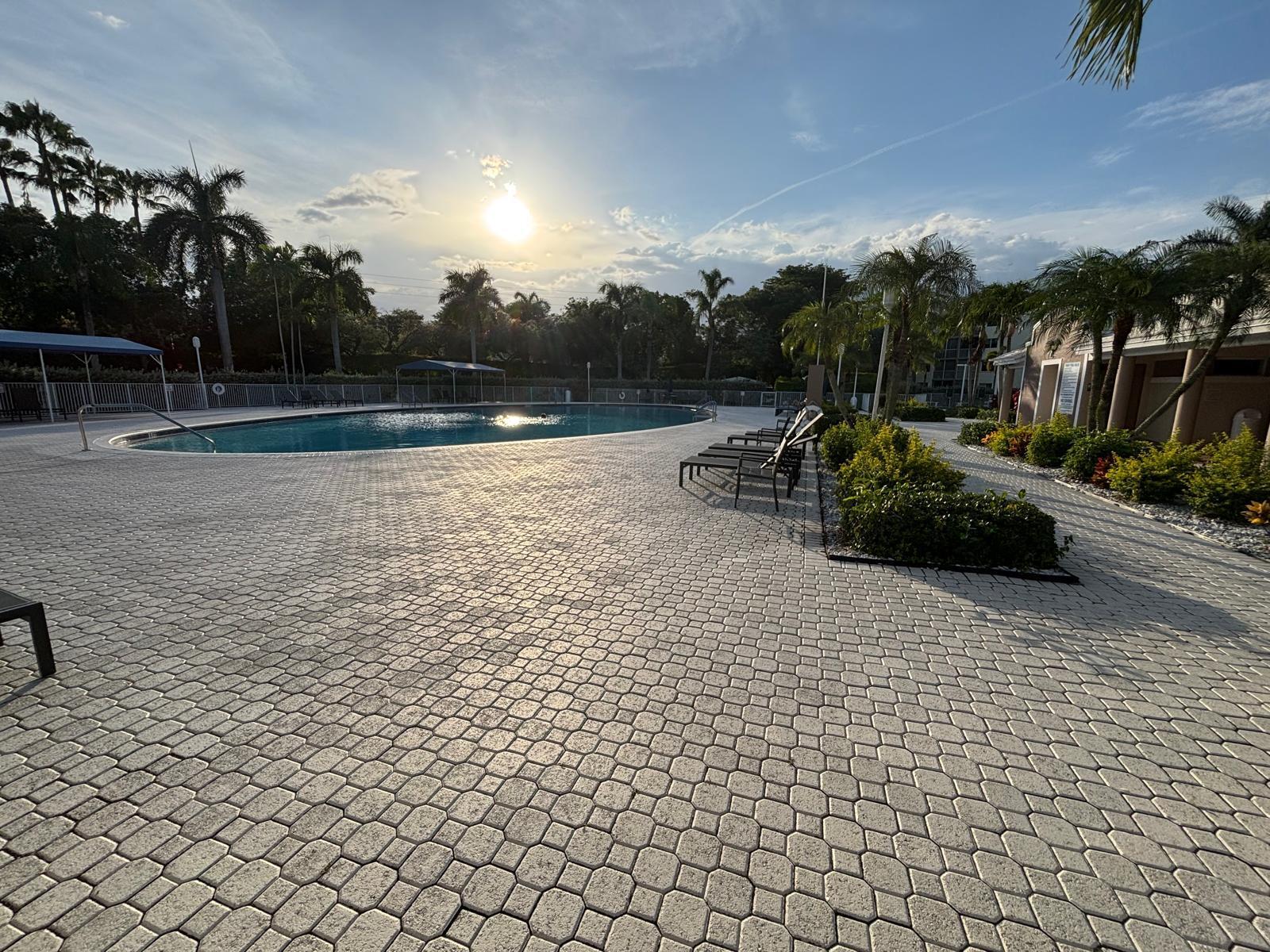 TRENT CONDOMINIUM H - Residential Lease