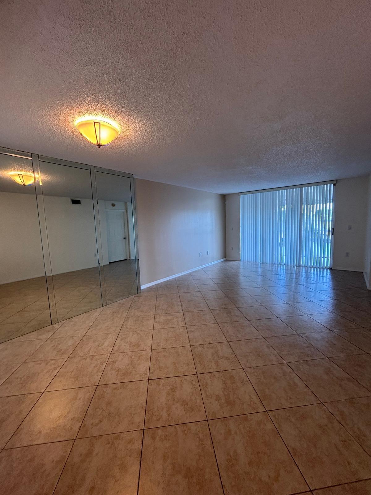 TRENT CONDOMINIUM H - Residential Lease