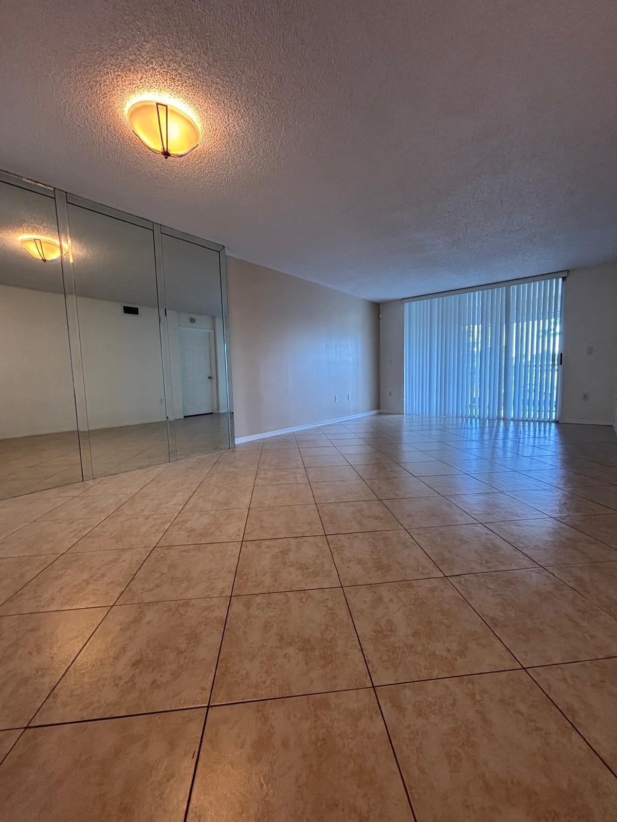 TRENT CONDOMINIUM H - Residential Lease