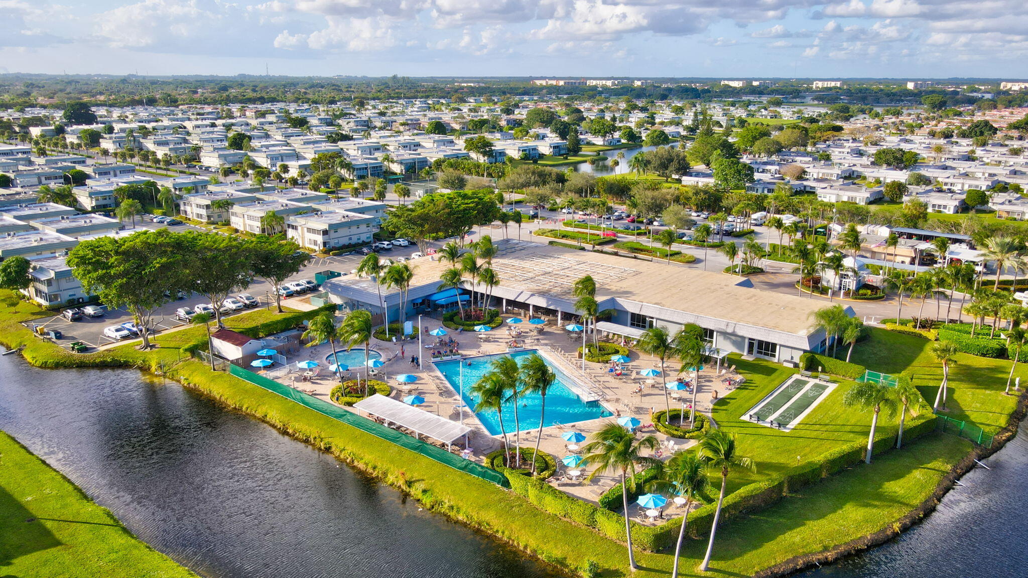 KINGS POINT FLANDERS CONDOS - Residential