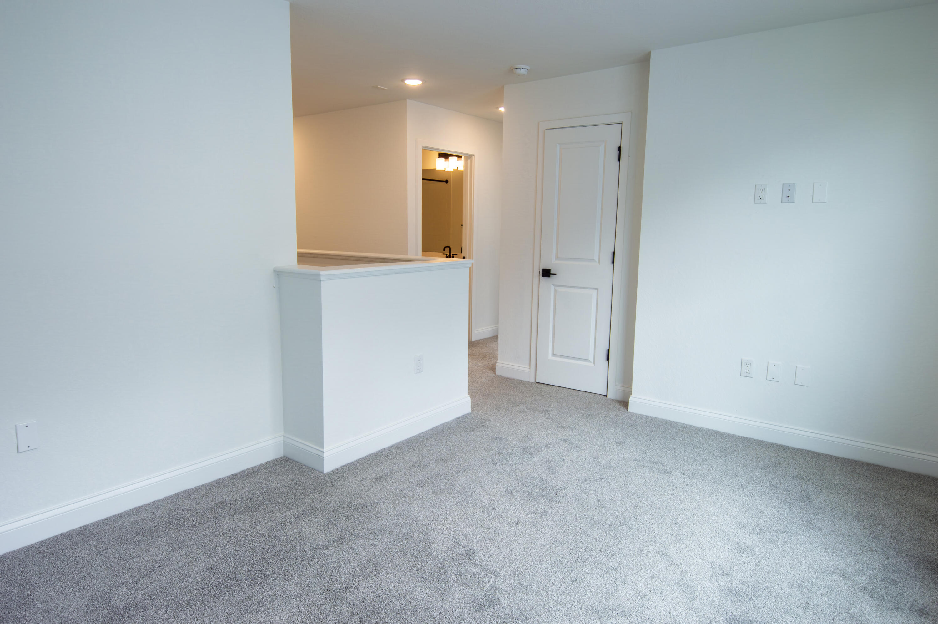 SALERNO RESERVE AT SHOWCASE PUD PHASE 2 - Residential Lease