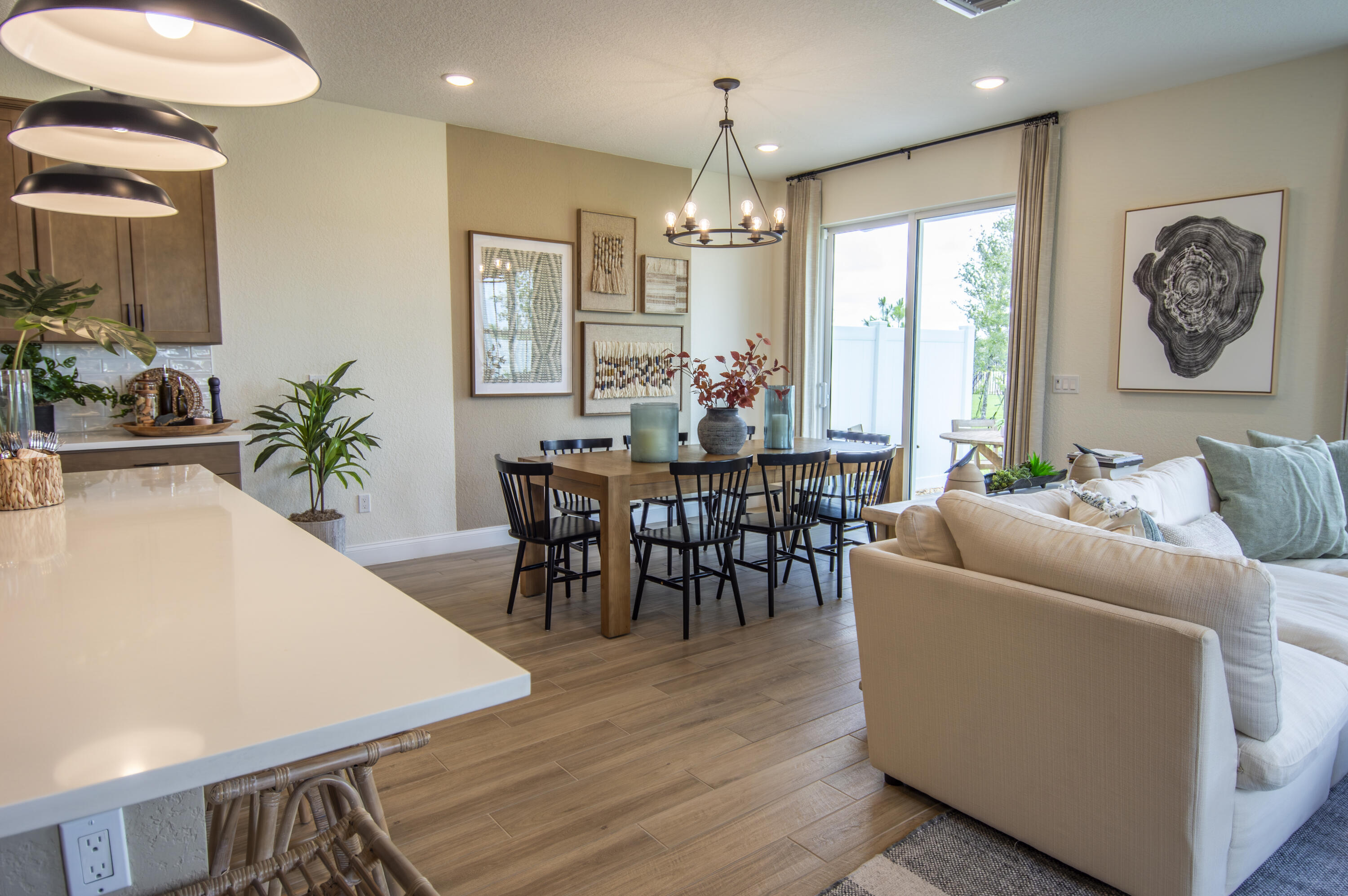 SALERNO RESERVE AT SHOWCASE PUD PHASE 2 - Residential Lease