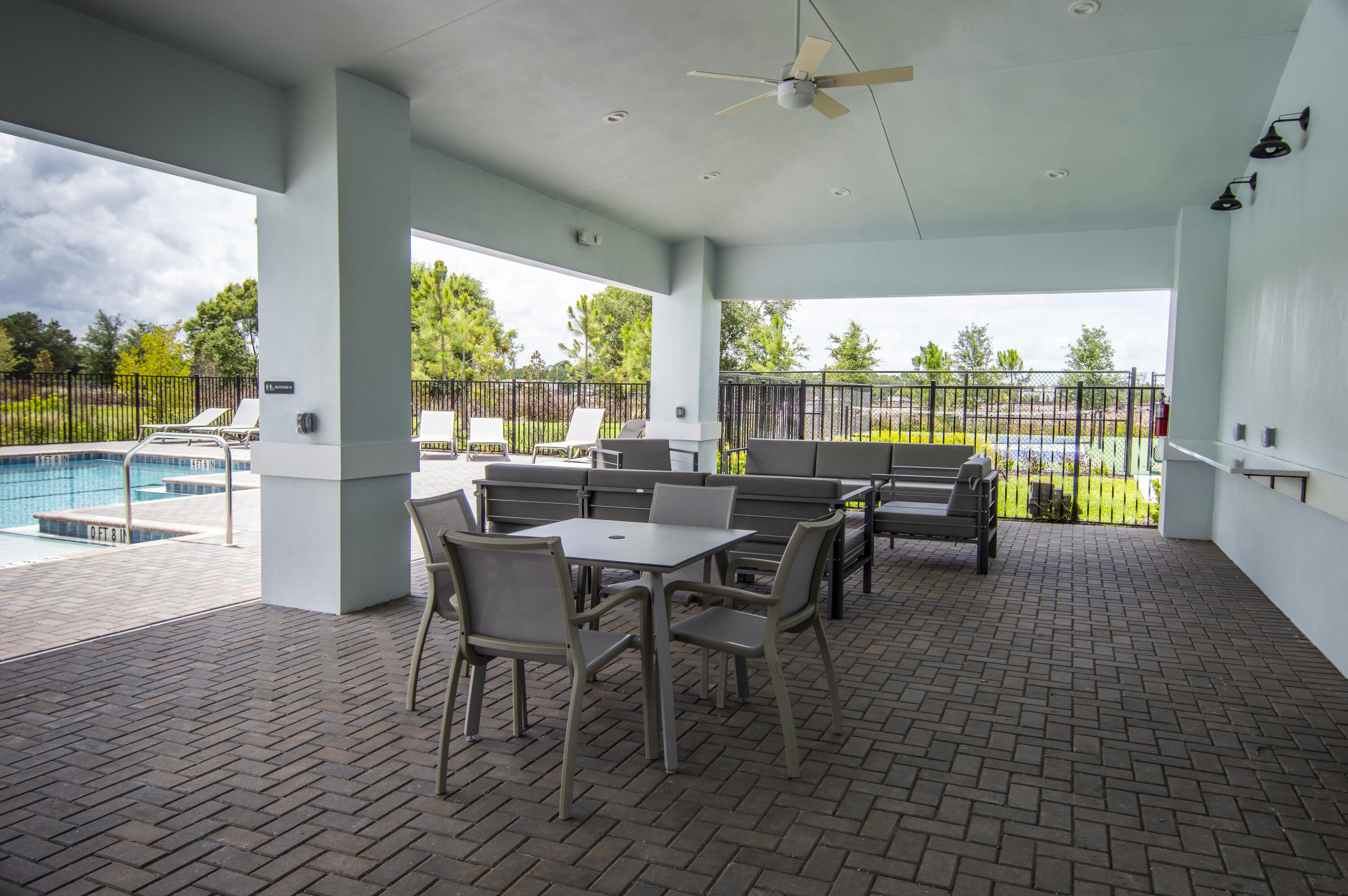 SALERNO RESERVE AT SHOWCASE PUD PHASE 2 - Residential Lease