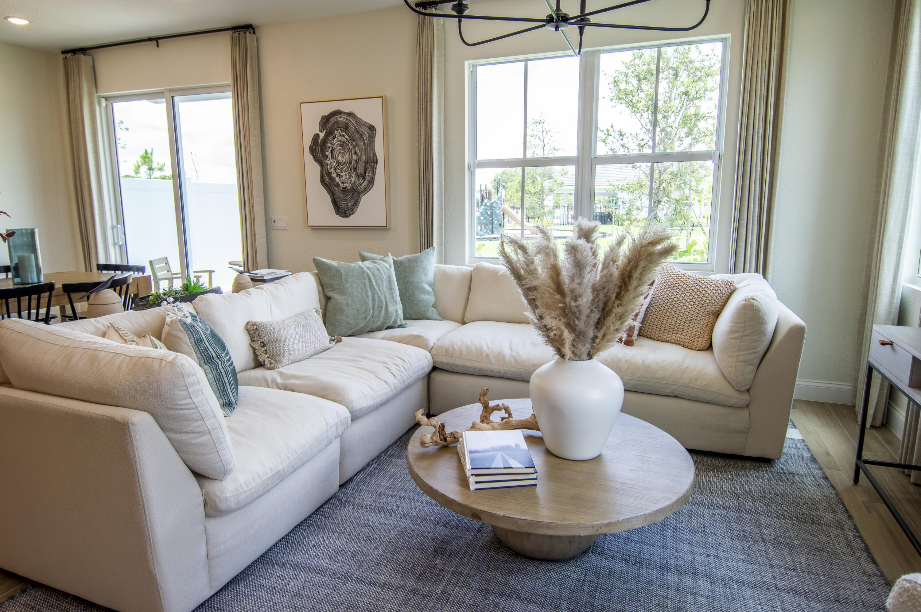 SALERNO RESERVE AT SHOWCASE PUD PHASE 2 - Residential Lease