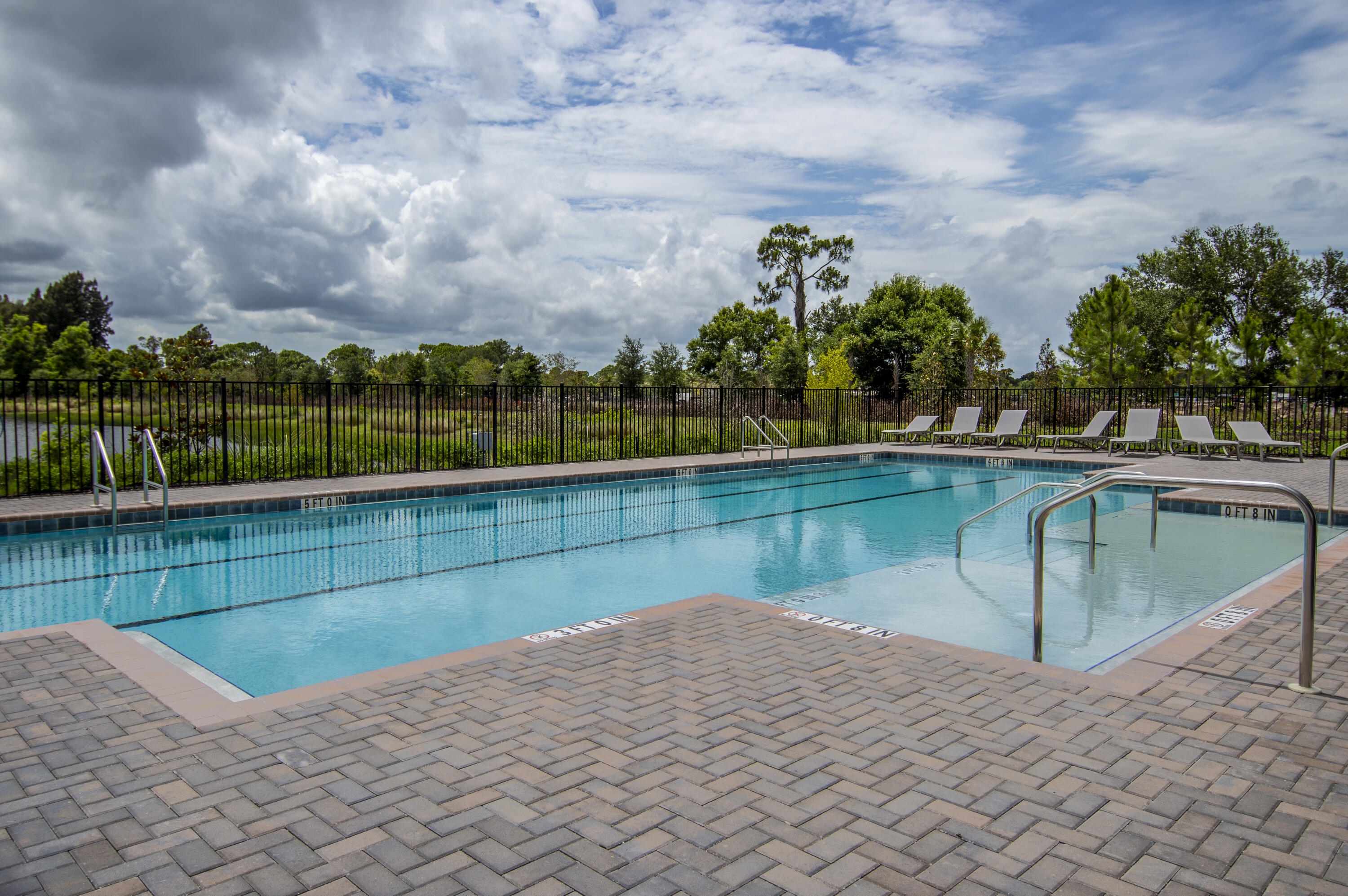 SALERNO RESERVE AT SHOWCASE PUD PHASE 2 - Residential Lease