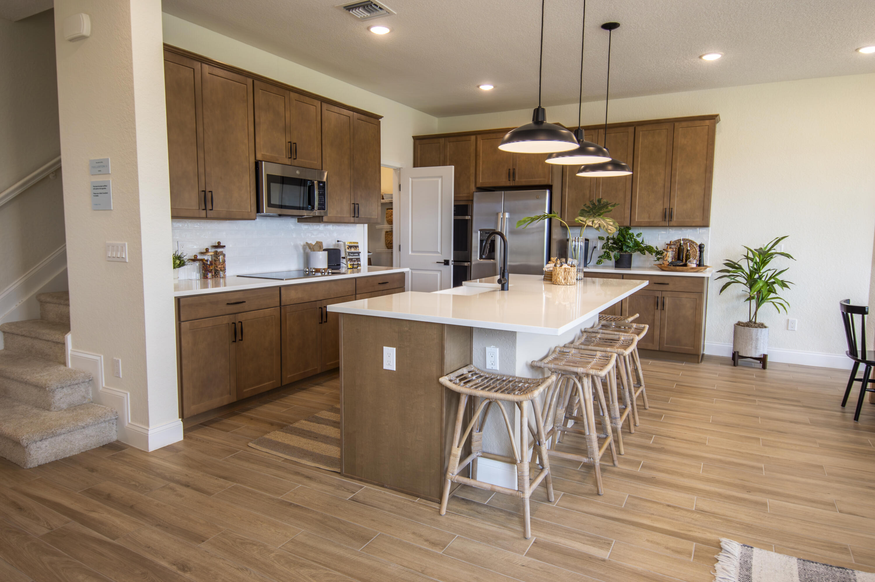 SALERNO RESERVE AT SHOWCASE PUD PHASE 2 - Residential Lease