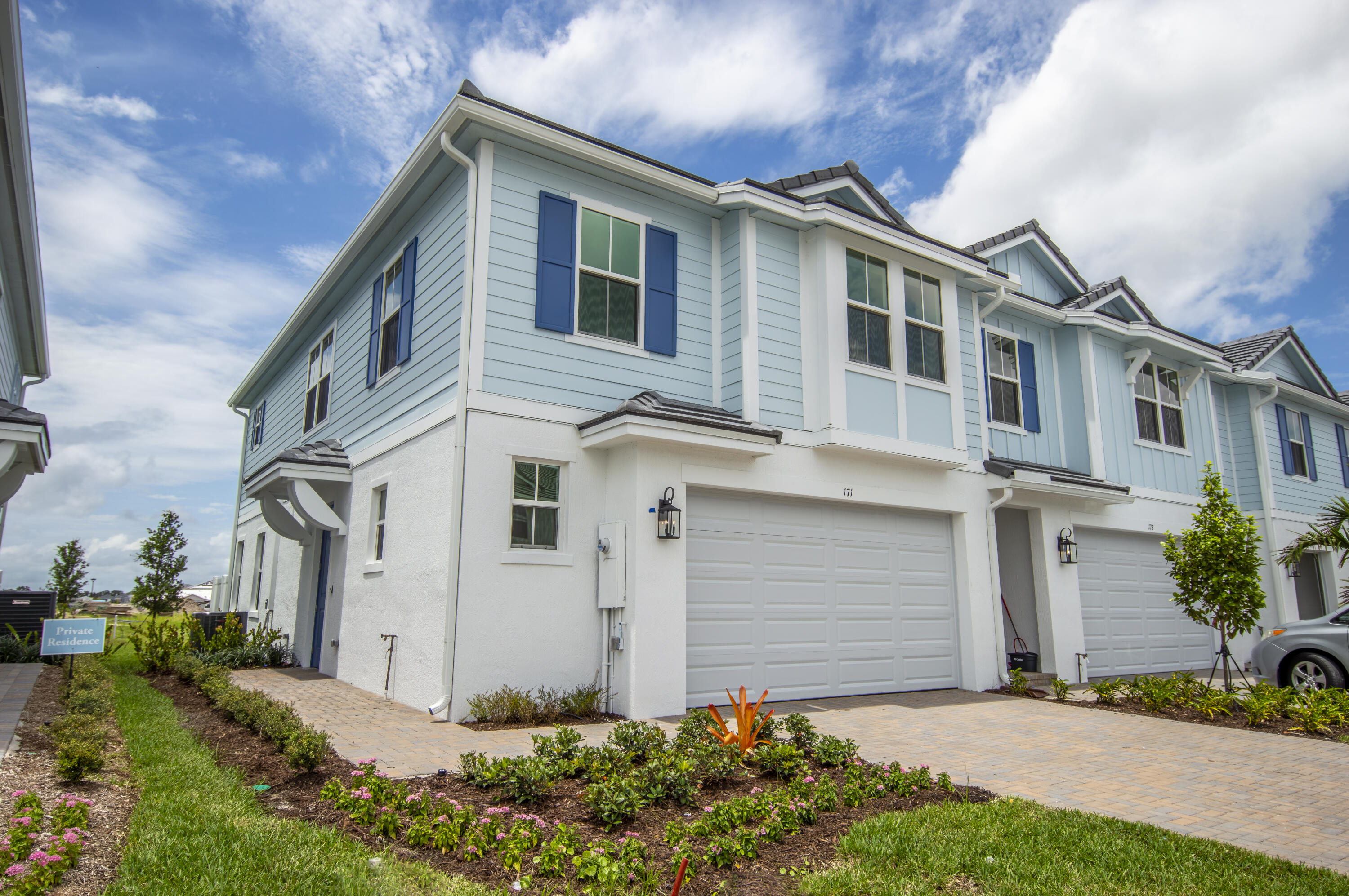 SALERNO RESERVE AT SHOWCASE PUD PHASE 2 - Residential Lease