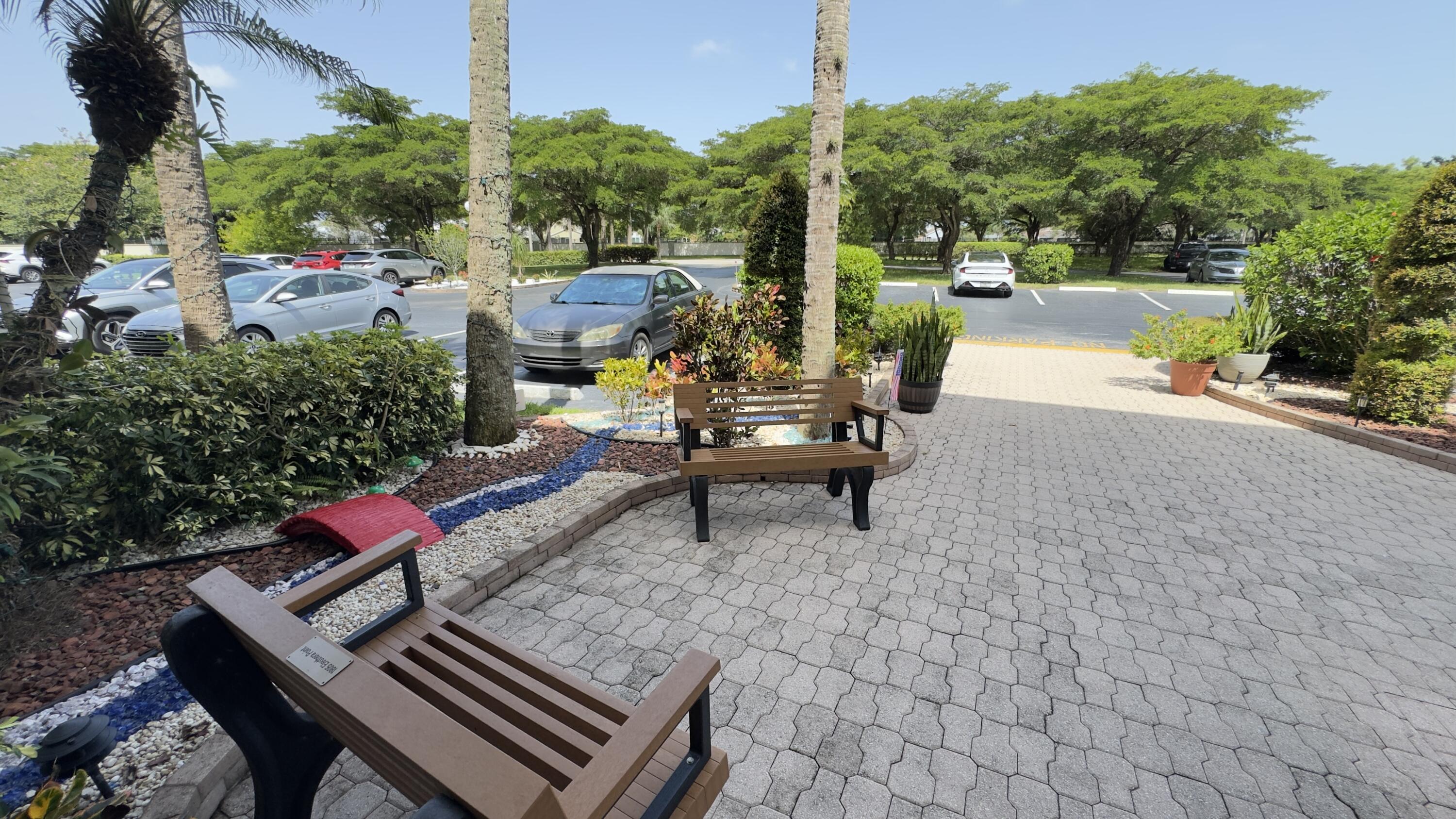 ELEUTHERA VILLAGE E CONDO - Residential