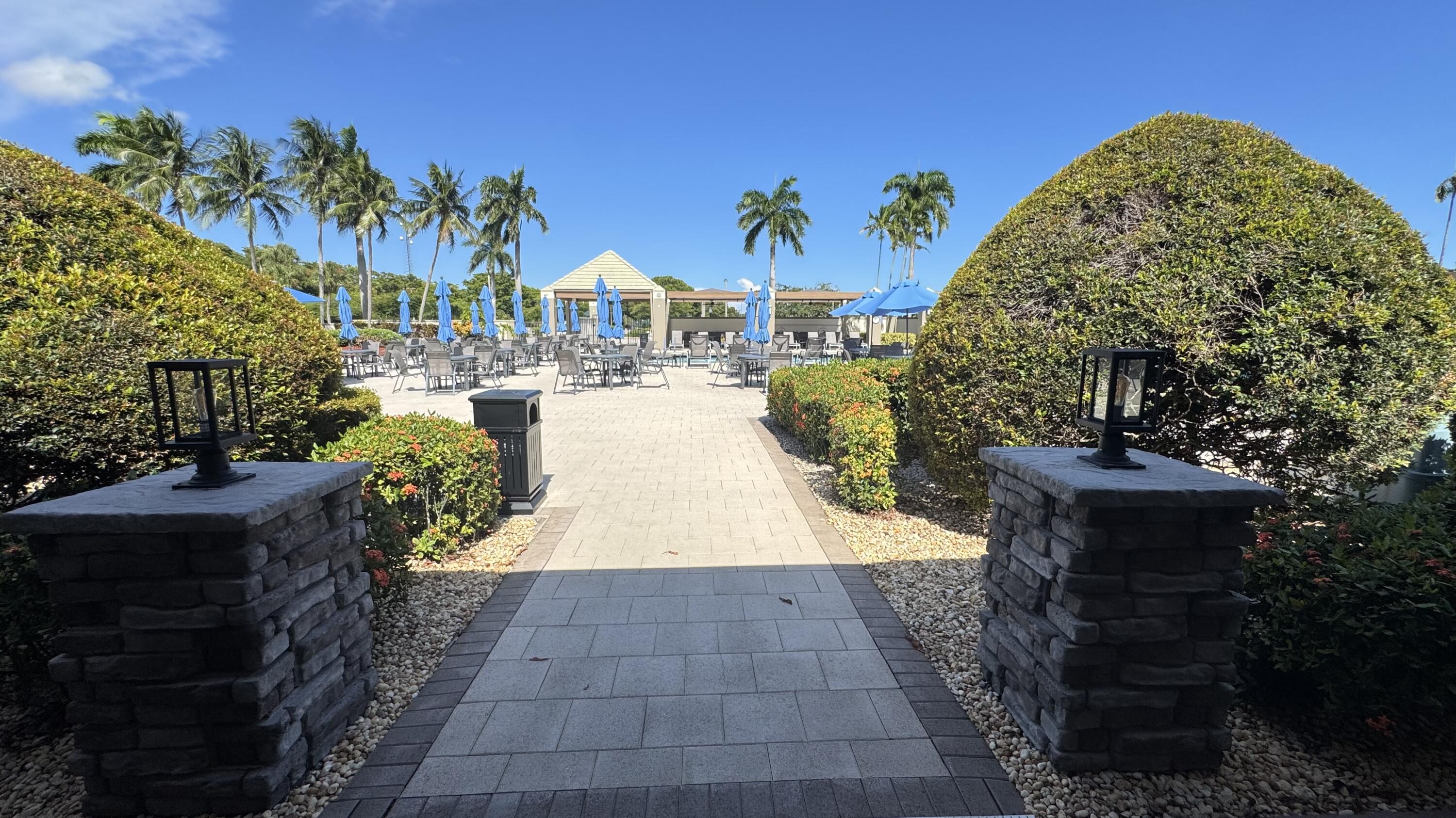 ELEUTHERA VILLAGE E CONDO - Residential