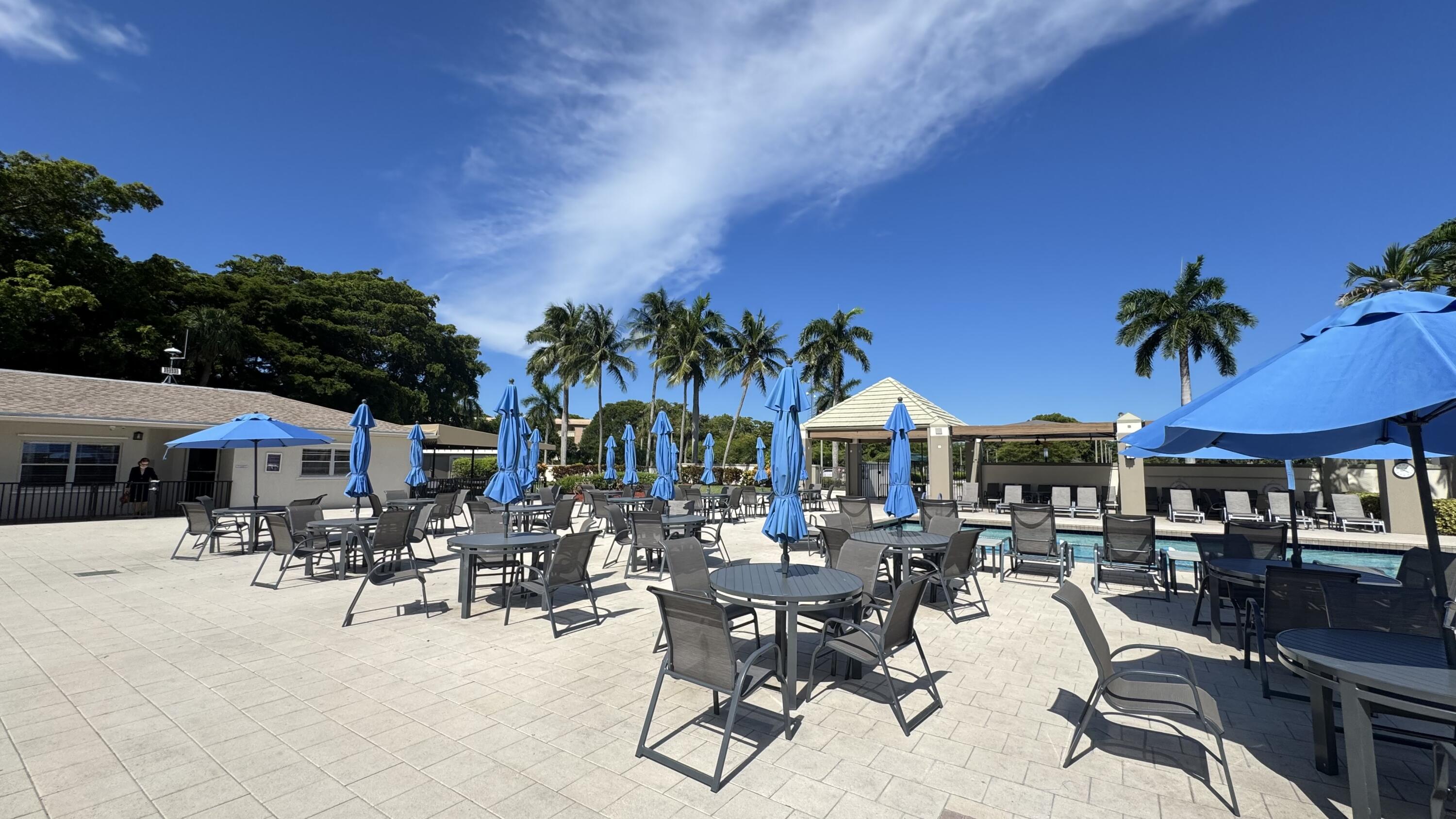 ELEUTHERA VILLAGE E CONDO - Residential