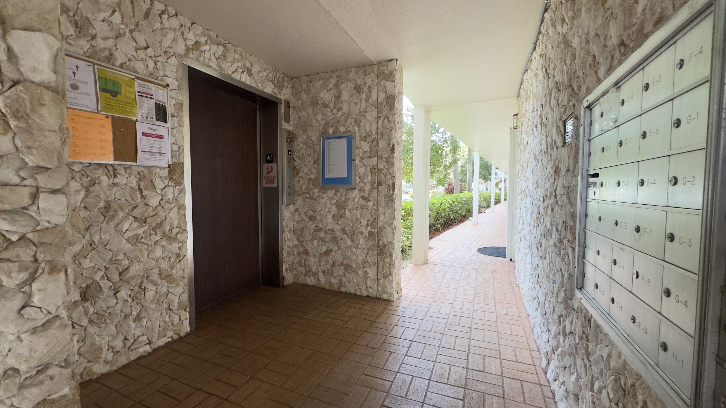 ELEUTHERA VILLAGE E CONDO - Residential