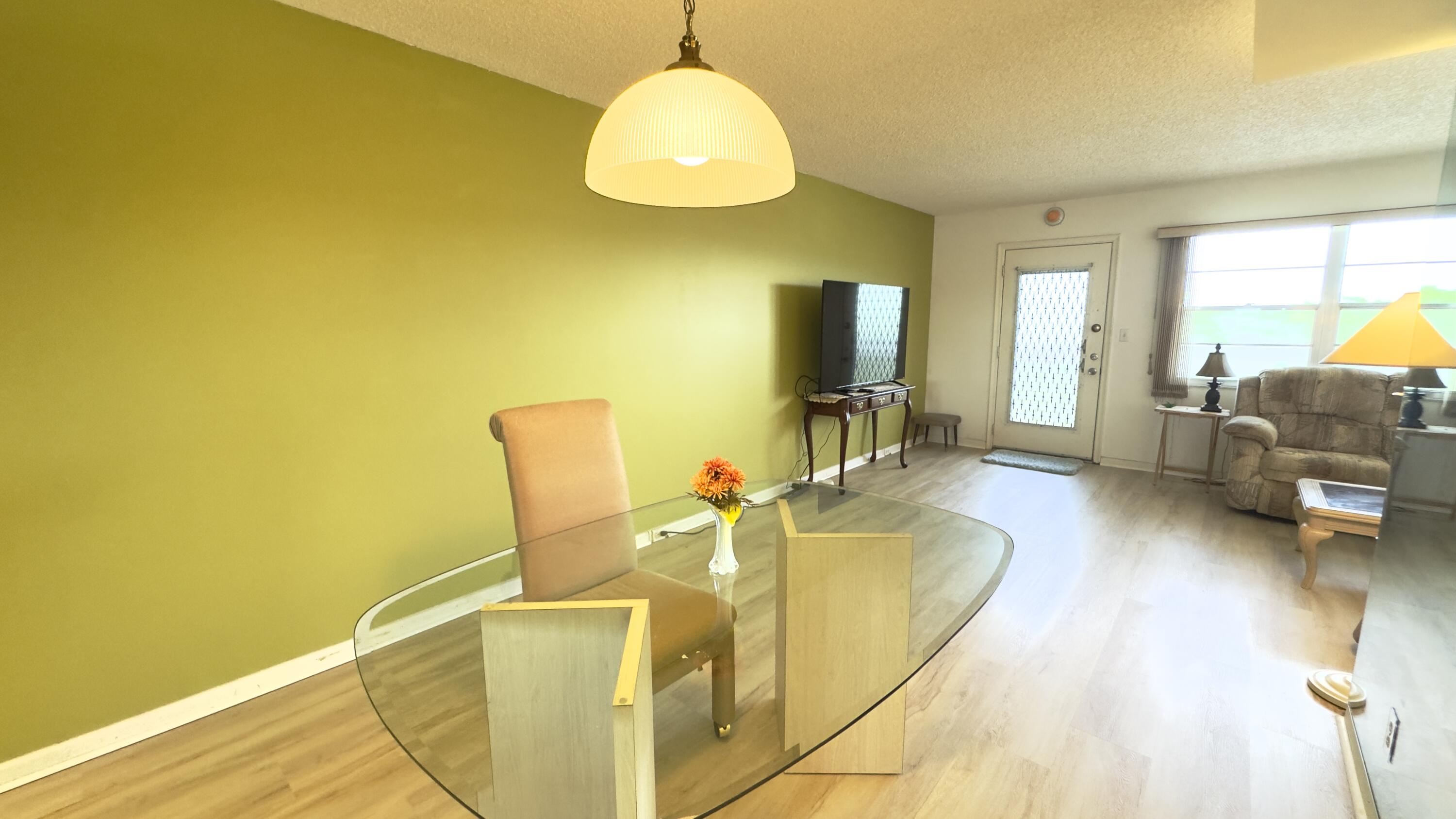 ELEUTHERA VILLAGE E CONDO - Residential