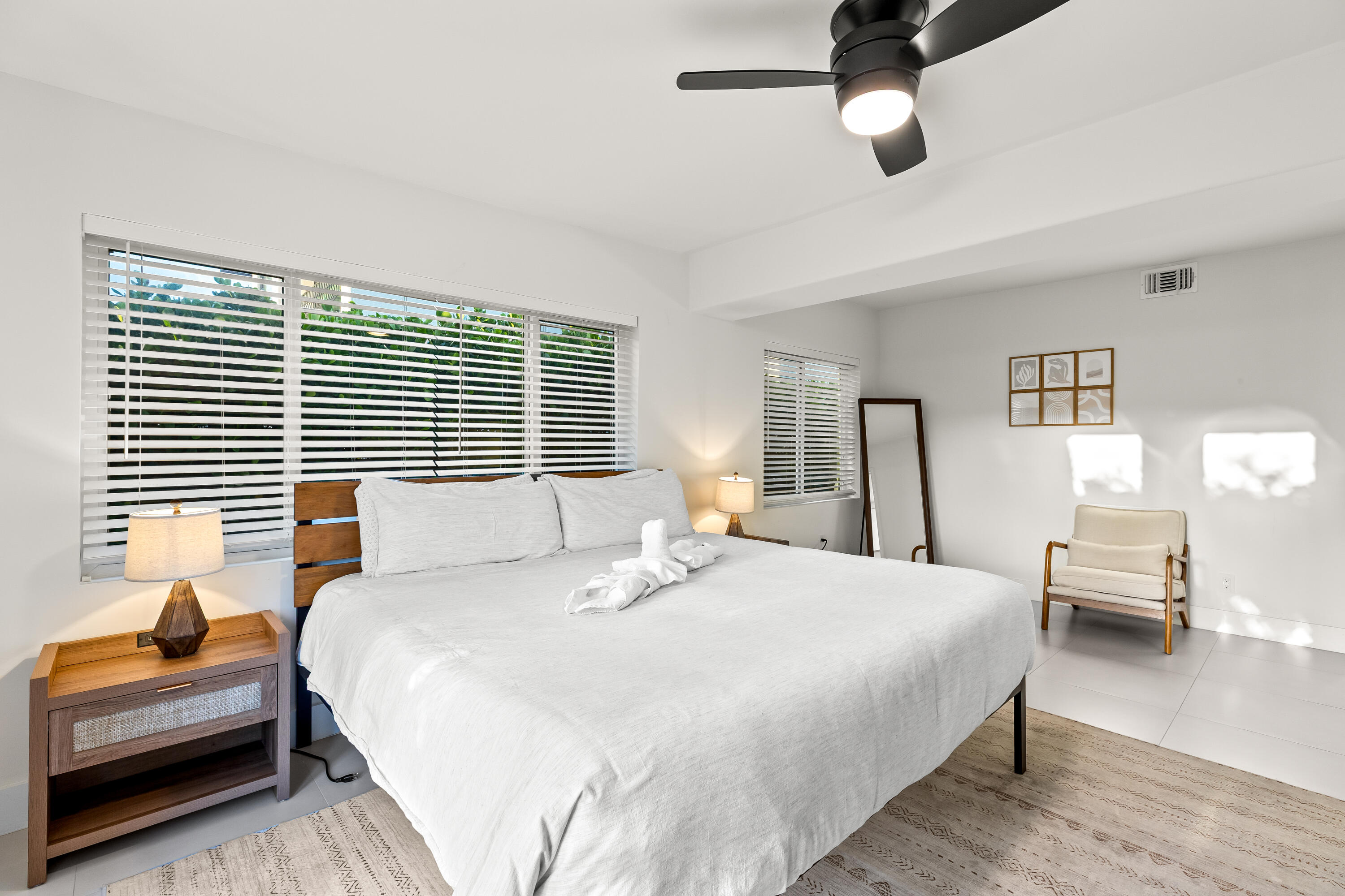 MIDDLE RIVER MANOR - Residential