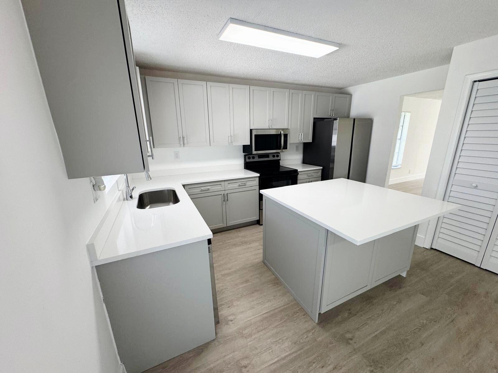 WOODSIDE ARMS CONDO - Residential
