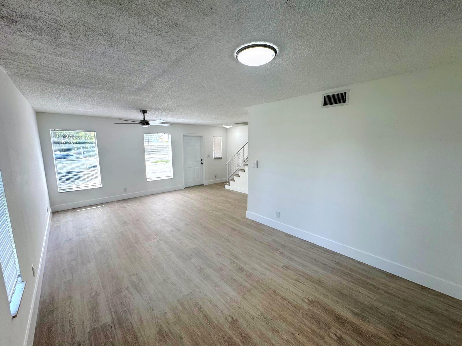 WOODSIDE ARMS CONDO - Residential