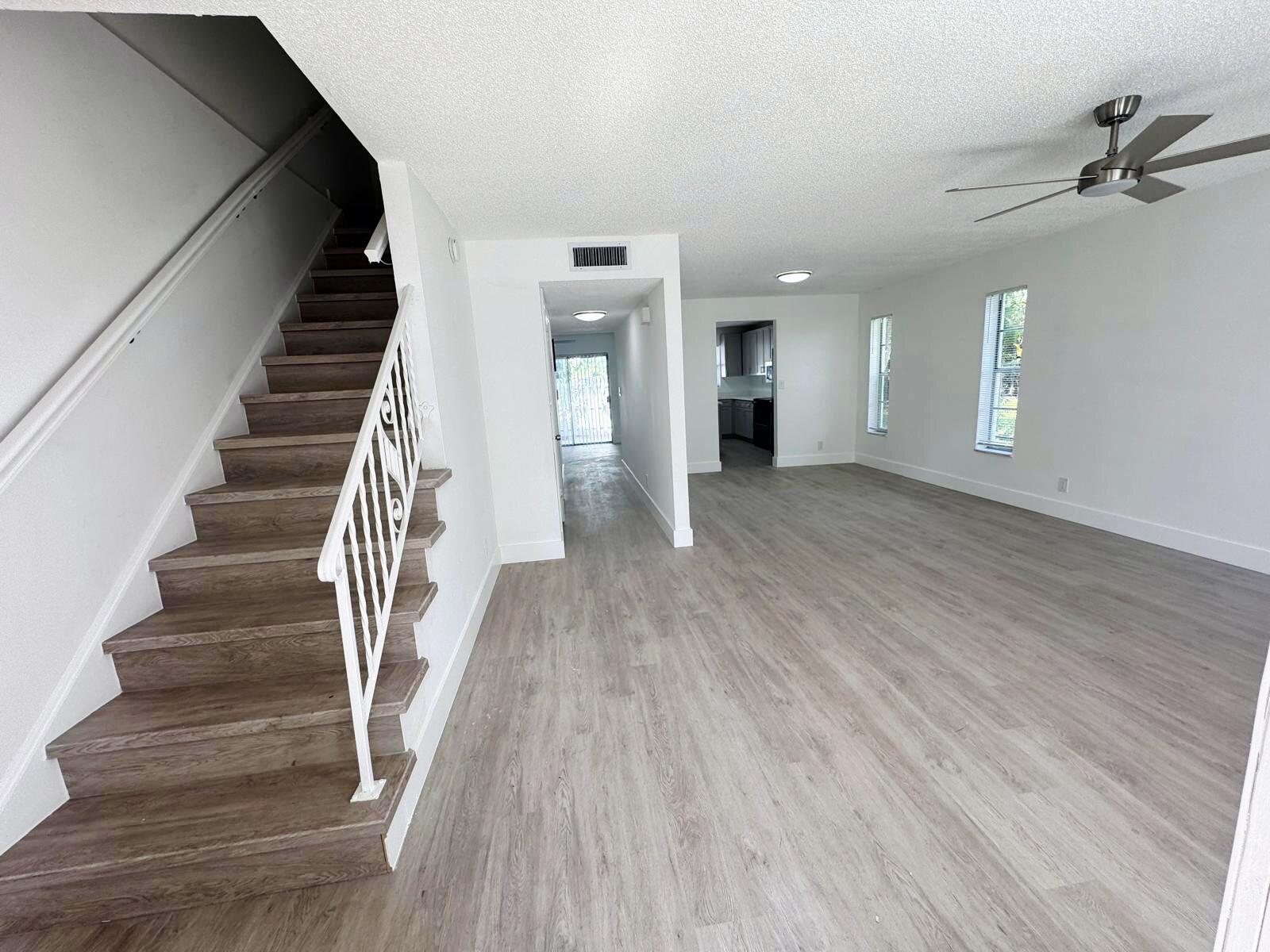 WOODSIDE ARMS CONDO - Residential