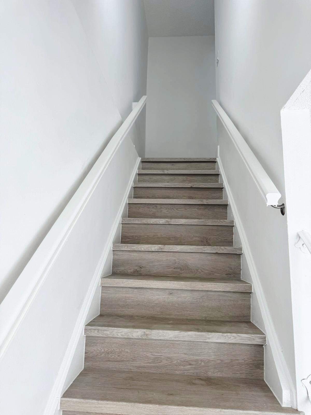 WOODSIDE ARMS CONDO - Residential