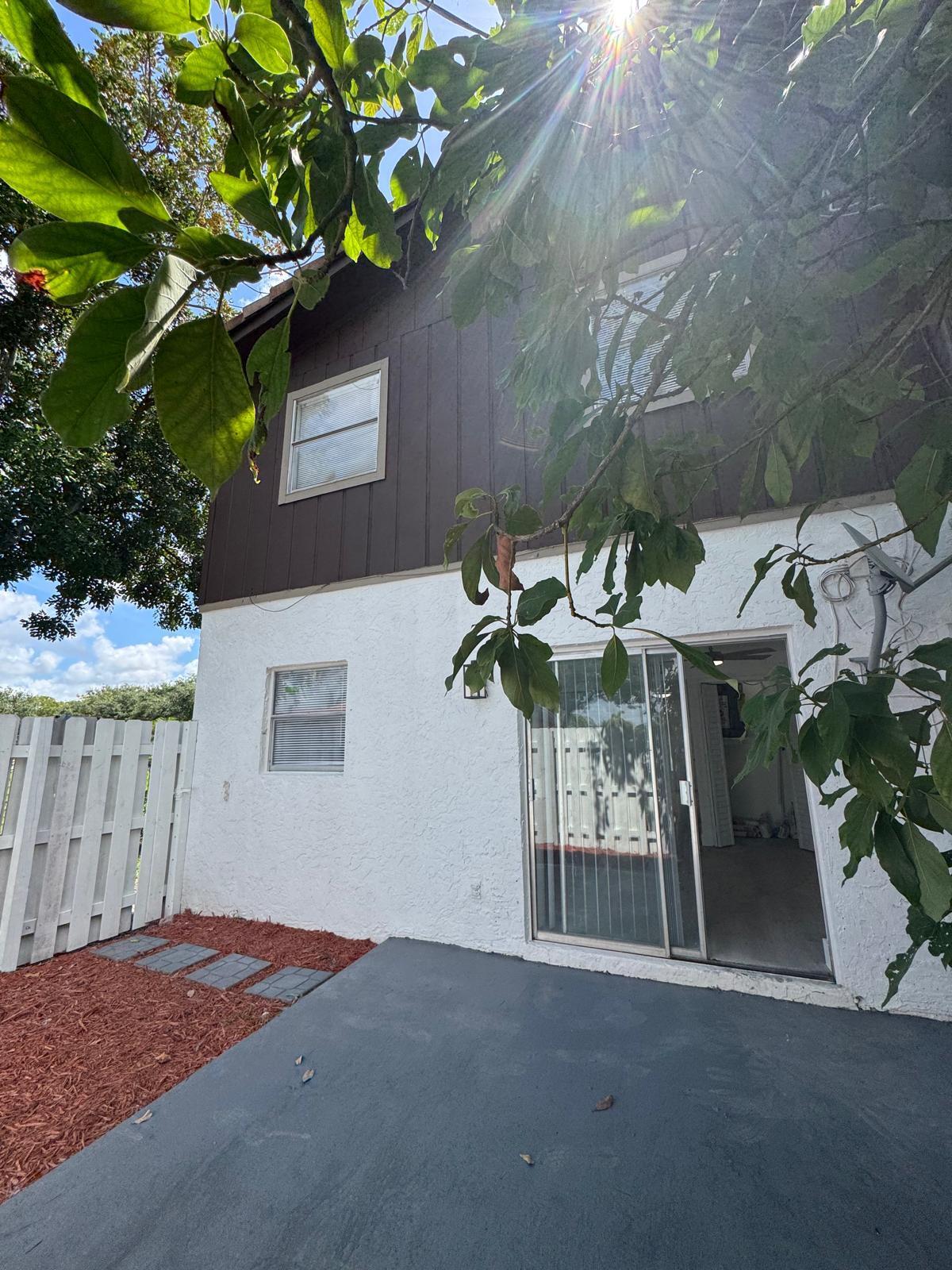 WOODSIDE ARMS CONDO - Residential