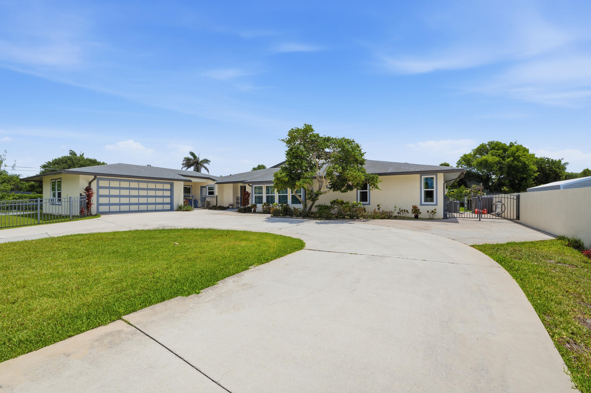 B L STEINBERG DEVELOPMENT - Residential