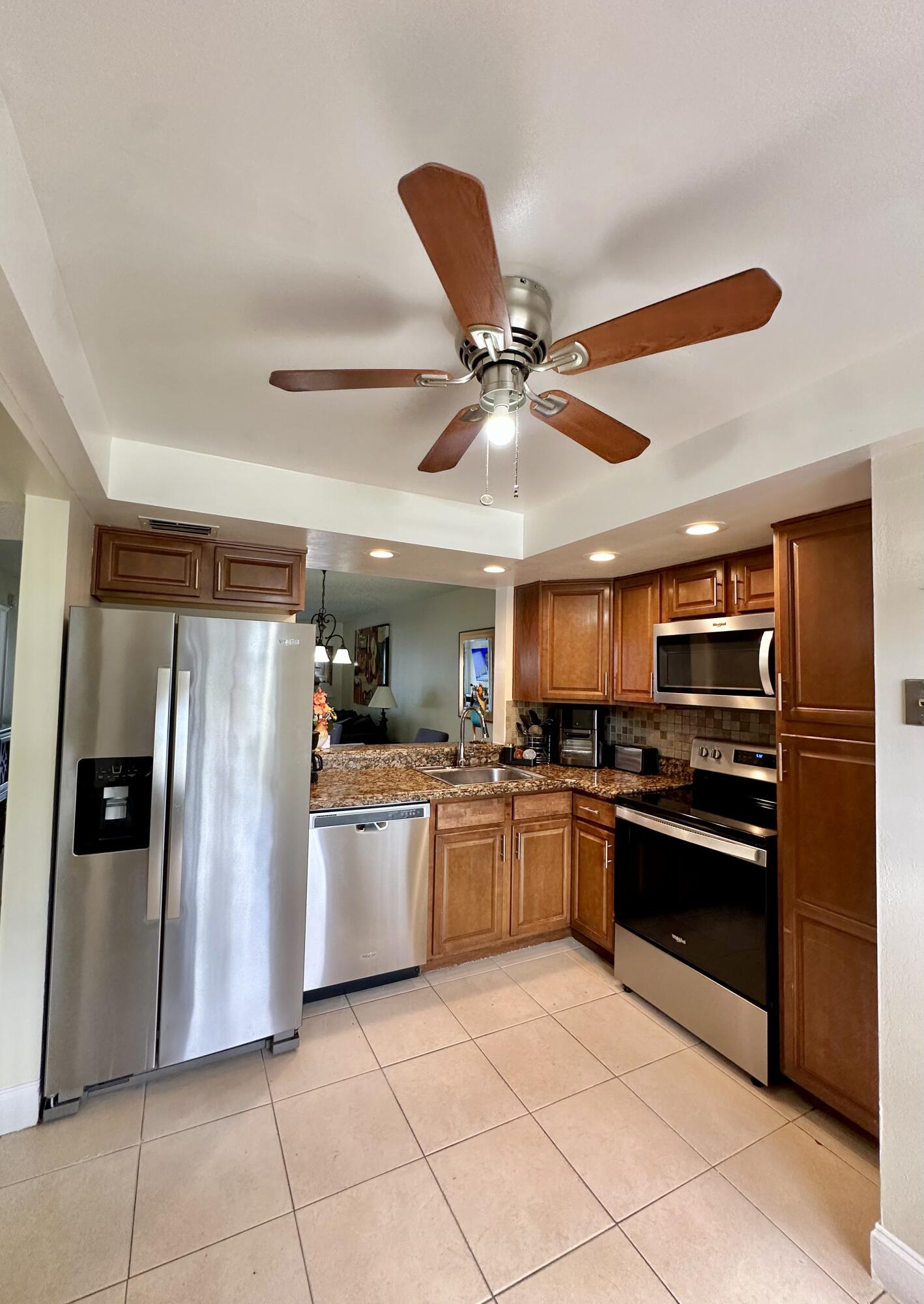5 OF PALM SPRINGS 2 CONDO - Residential