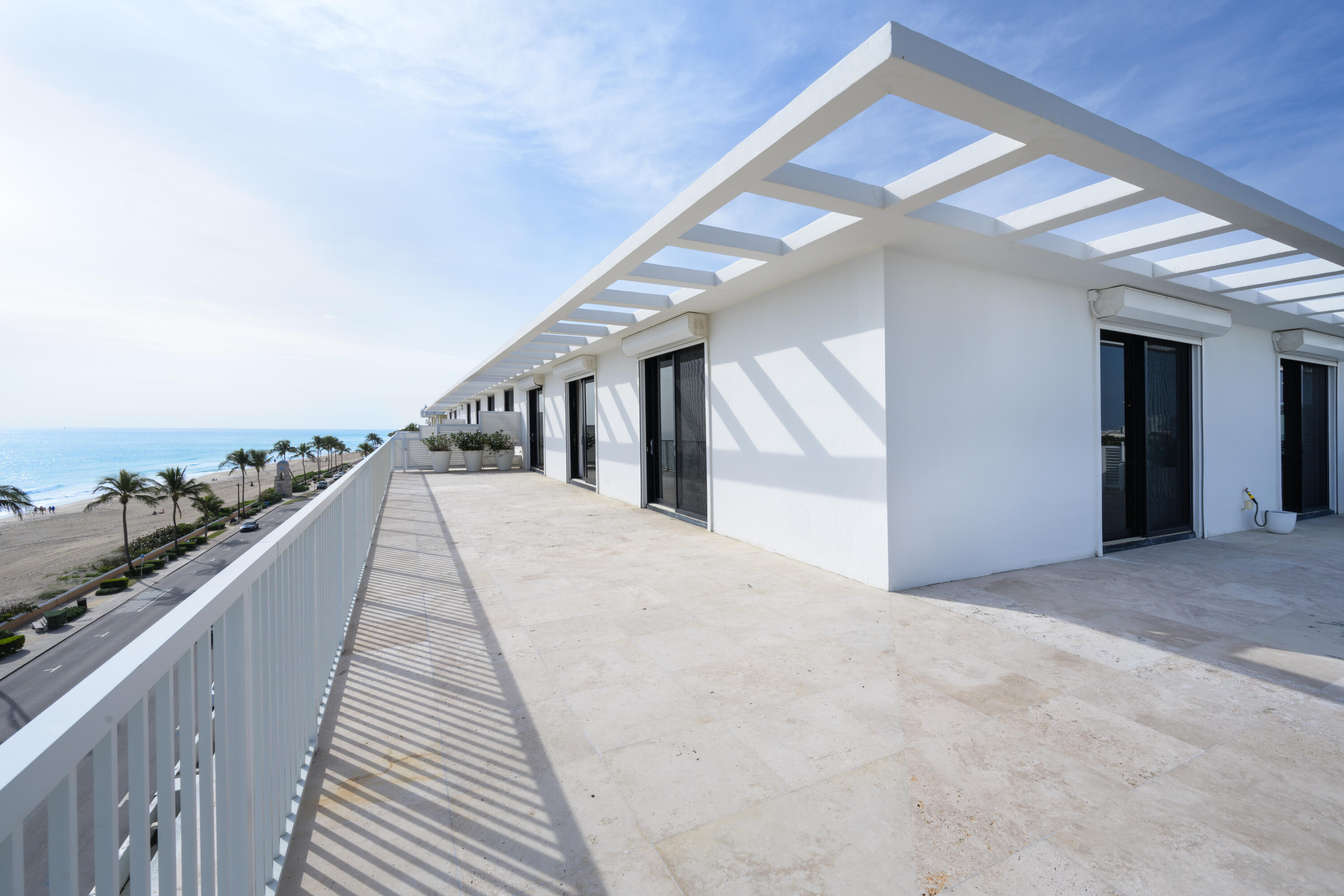 FOUR HUNDRED SO OCEAN BLVD CONDO - Residential