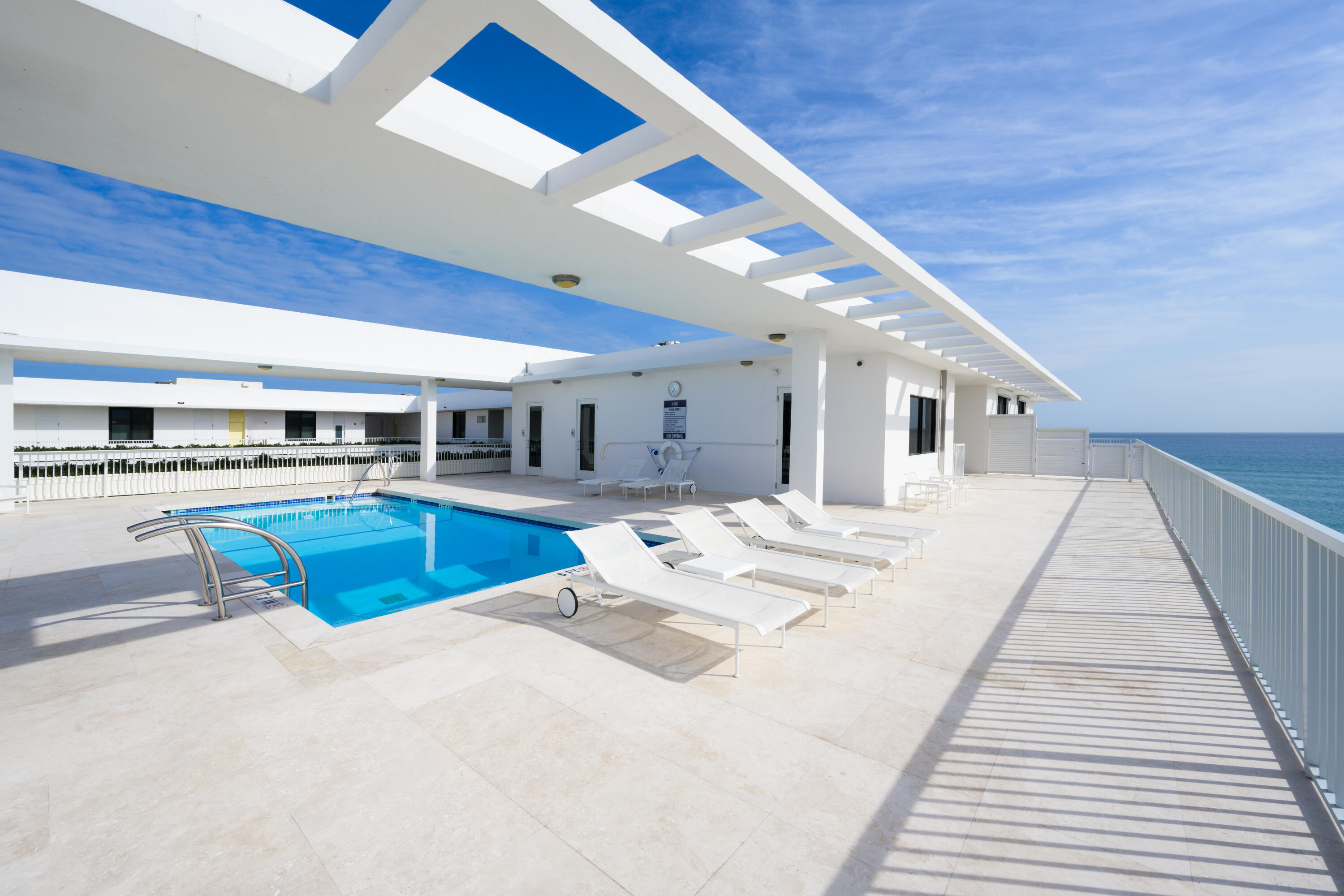 FOUR HUNDRED SO OCEAN BLVD CONDO - Residential