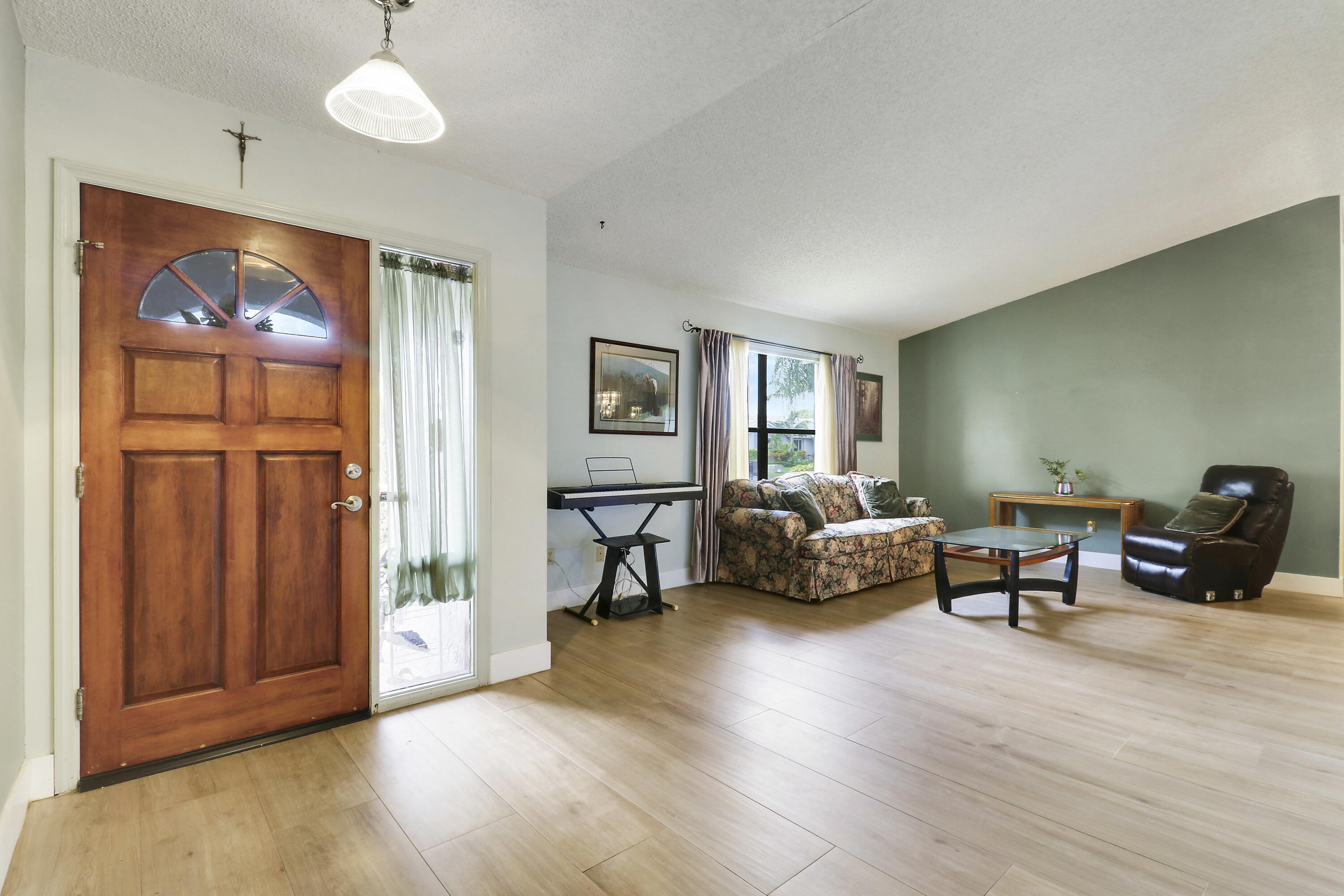 WAVERLY HUNDRED - Residential