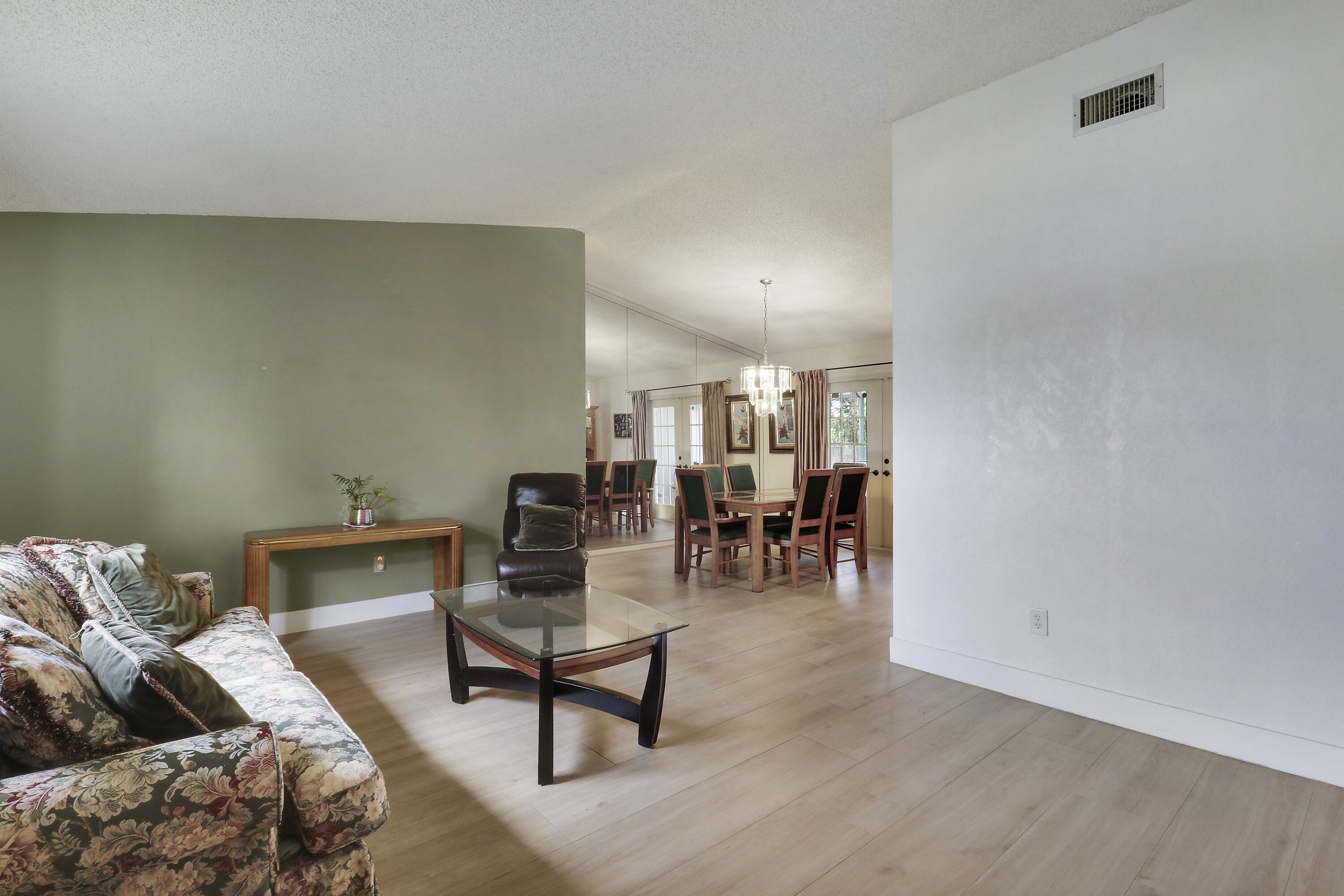 WAVERLY HUNDRED - Residential