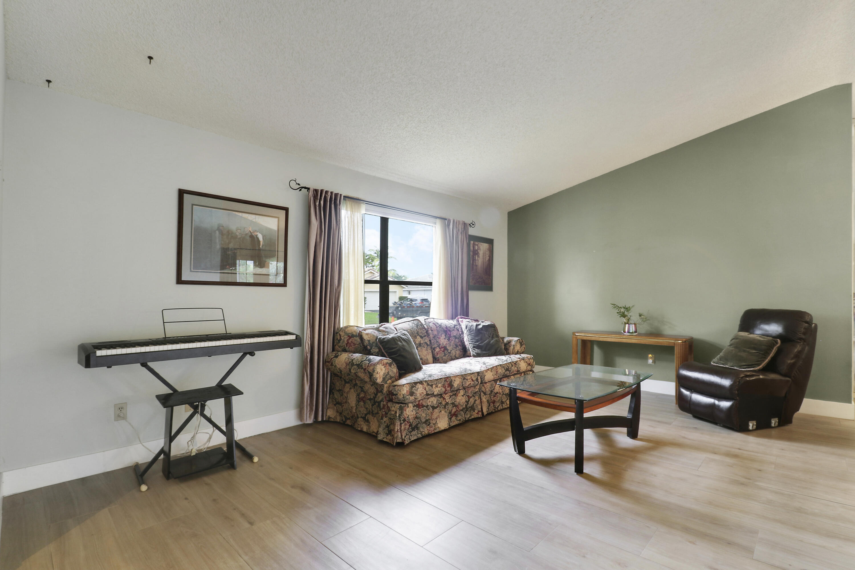 WAVERLY HUNDRED - Residential