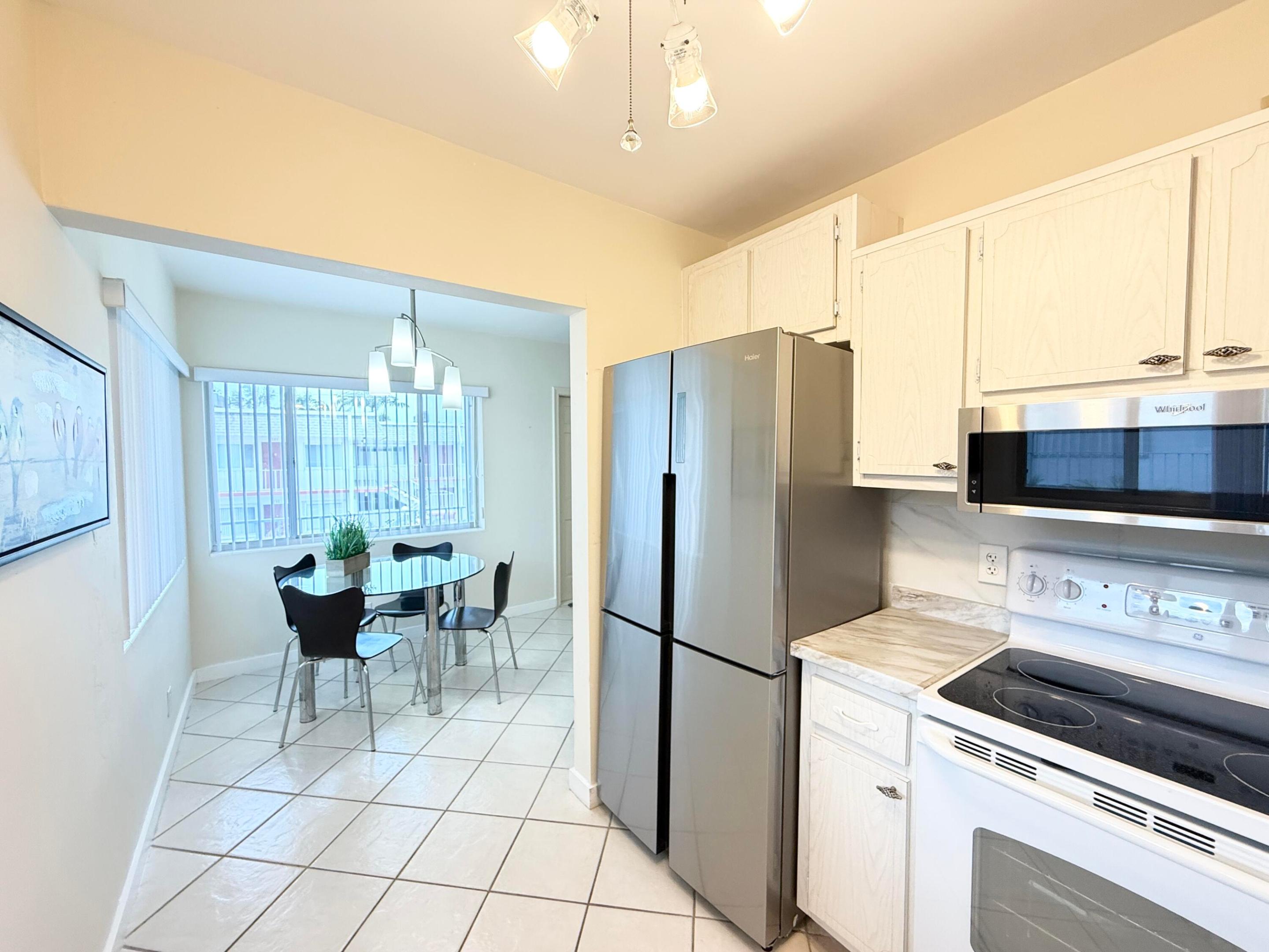 MURRY HILLS - Residential Lease