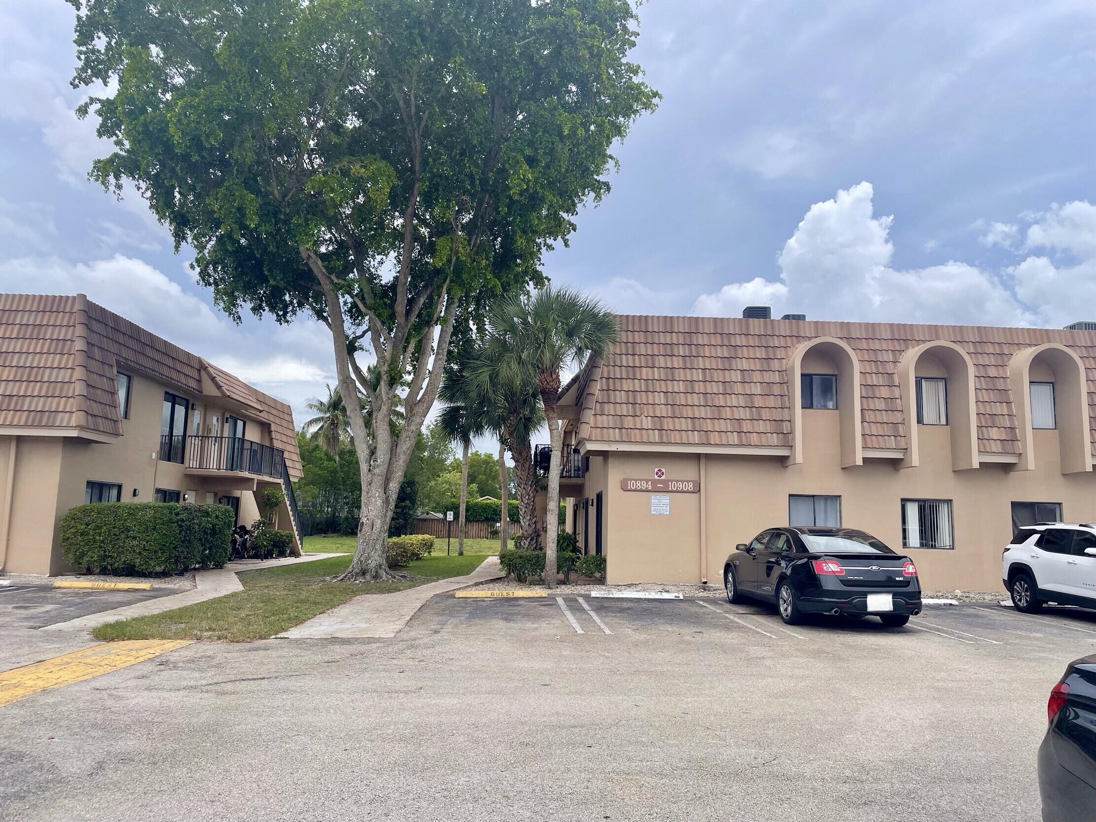 CYPRESS CREEK VILLAS - Residential