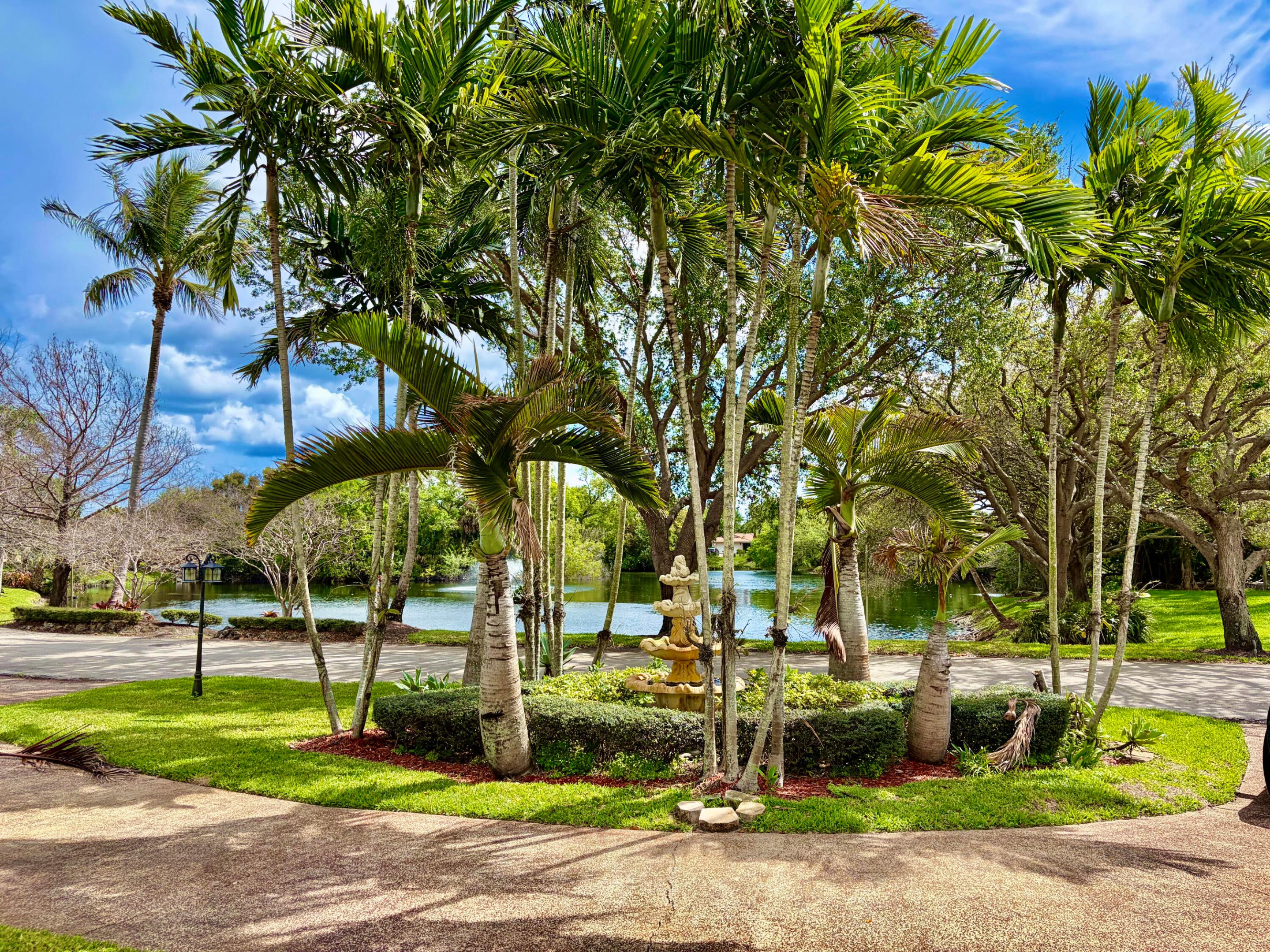 ALBERT LAKES GARDEN - Residential