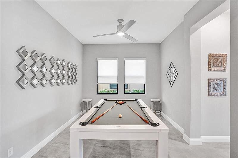 PARKLAND BAY - Residential Lease
