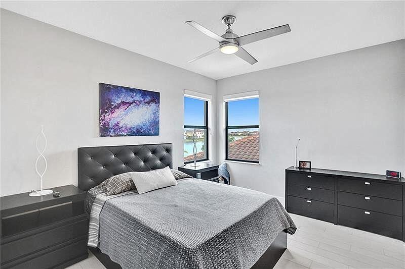 PARKLAND BAY - Residential Lease