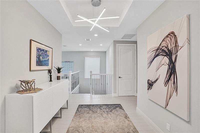 PARKLAND BAY - Residential Lease